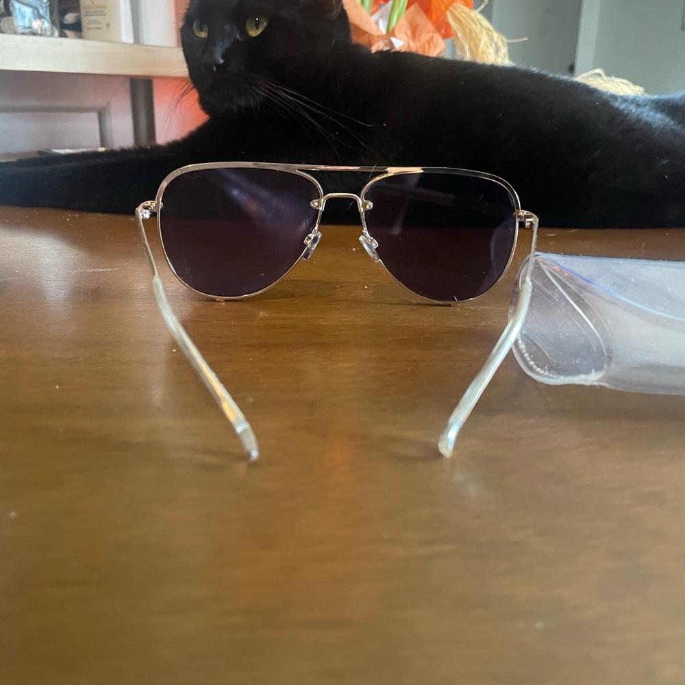 QUAY AUSTRALIA SKI / AVIATOR SUNGLASSES